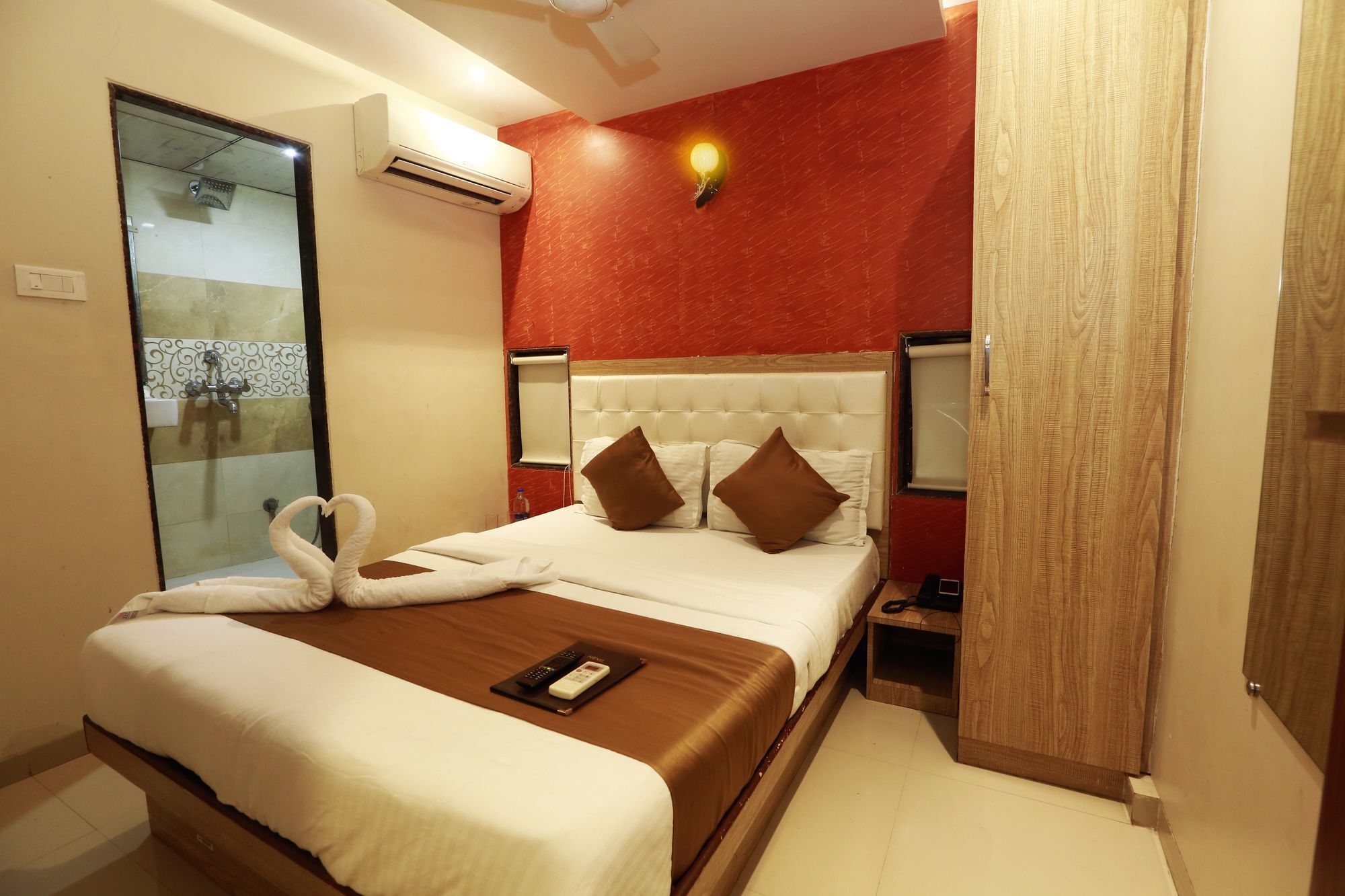 Hotel Grace Inn Mumbai Dış mekan fotoğraf